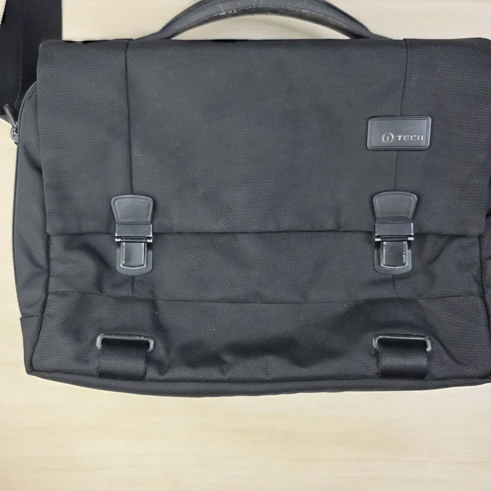 TUMI T-Tech Laptop Flap Brief Messenger Bag Briefcase Crossbody 058627D‎ Black